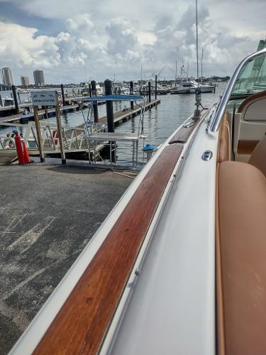2009 Chris-Craft Launch 25 | 27ft 2in NEW LOWER PRICE!!!