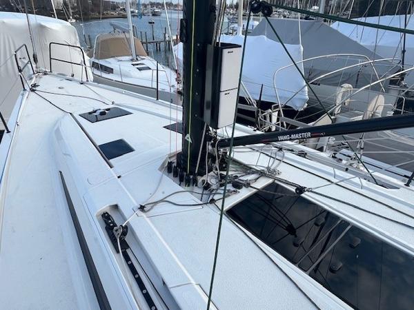2023 Italia Yachts 12.98 | 43ft